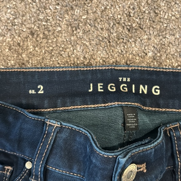 WHITE HOUSE BLACK MARKET Jegging Dark Blue Jeans Skinny Fit Stretch - Picture 2 of 3